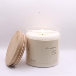 vanilla soy candle, natural caandle, spirit & Soap