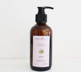 Uplifting Natural Hand & Body Wash is a natural and luxurious skincare product crafted with pure essential oils of bergamot, tangerine, ylang-ylang, and patchouli.